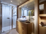  - Interier - Sunseeker Predator 130