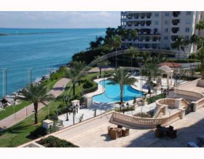 7141 Fisher Island