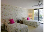 4545 N Ocean Blvd # 3C