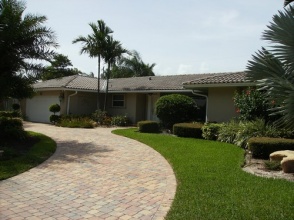 Coral Ridge Charm